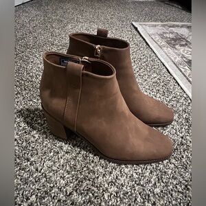 Nautica Cognac Kirkwall Booties Size 9